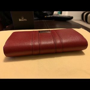 Women’s wallet